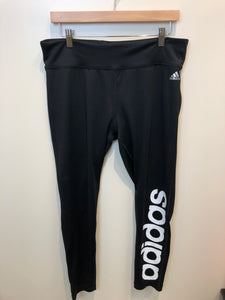Adidas Athletic Pants Size Extra Large