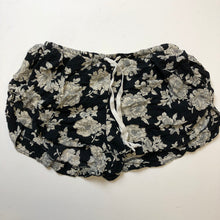 Load image into Gallery viewer, Brandy Melville Womens Shorts Small-IMG_8489.jpg
