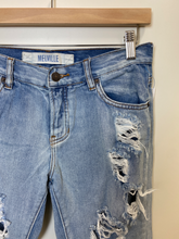 Load image into Gallery viewer, Brandy Melville Denim Size 1 (25)
