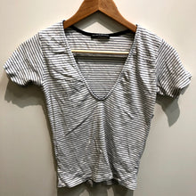 Load image into Gallery viewer, Brandy Melville Womens Short Sleeve Top Small-IMG_8859.jpg
