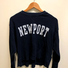 Load image into Gallery viewer, Brandy Melville Womens Long Sleeve T-Shirt Small-IMG_8829.jpg
