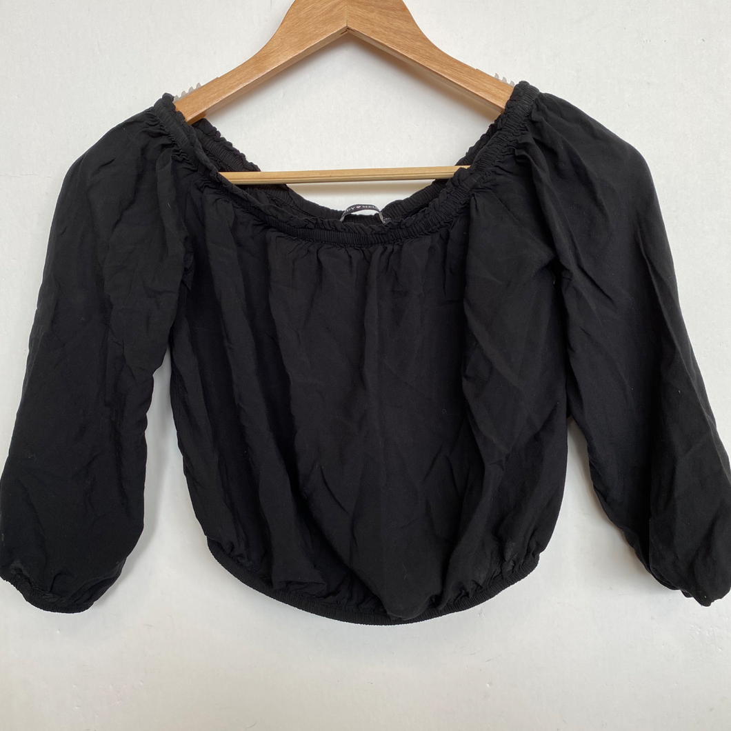 Brandy Melville Long Sleeve Top Size Small