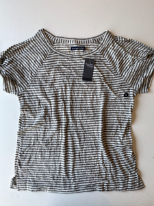 Abercrombie & Fitch T-Shirt Size Medium