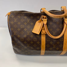 Load image into Gallery viewer, Louis Vuitton Keepall 55
