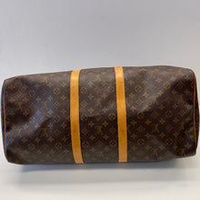Load image into Gallery viewer, Louis Vuitton Keepall 55
