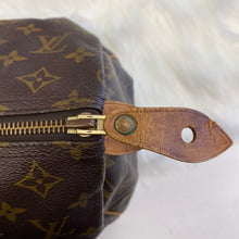 Load image into Gallery viewer, Louis Vuitton Speedy 30
