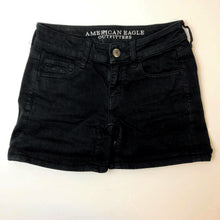 Load image into Gallery viewer, American Eagle Womens Shorts Size 00-IMG_9051.jpg
