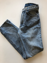Load image into Gallery viewer, John Galt Denim Size Small
