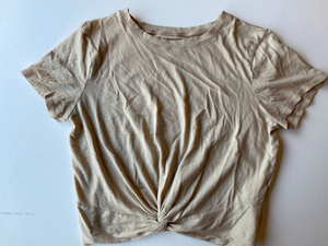 Hollister T-Shirt Size Medium